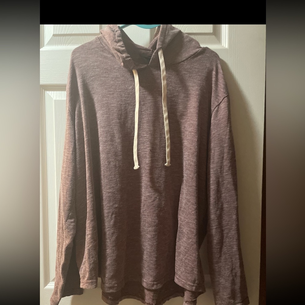 No boundaries lightweight maroon hoodie